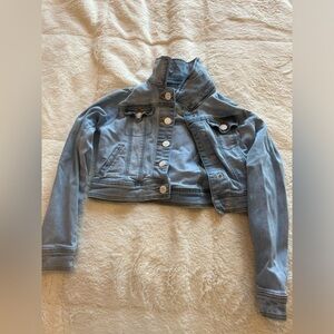 Girls denim jacket! ✨
